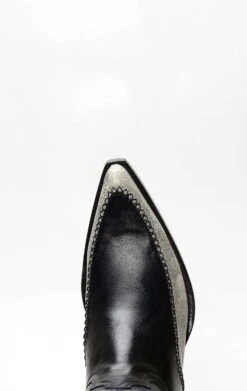 Stivali Della Collezione Pineda Covalin Neri 15 Stivali Della Collezione Pineda Covalin Neri -Tony Lama Italia 2024 0 8f7f67d2 1500