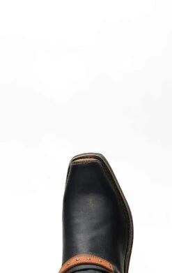 Stivali Liberty Black In Pelle Nera Con Anelli E Punta Squadrata 15 Stivali Liberty Black In Pelle Nera Con Anelli E Punta Squadrata -Tony Lama Italia 2024 0 fdffc6cc 1500